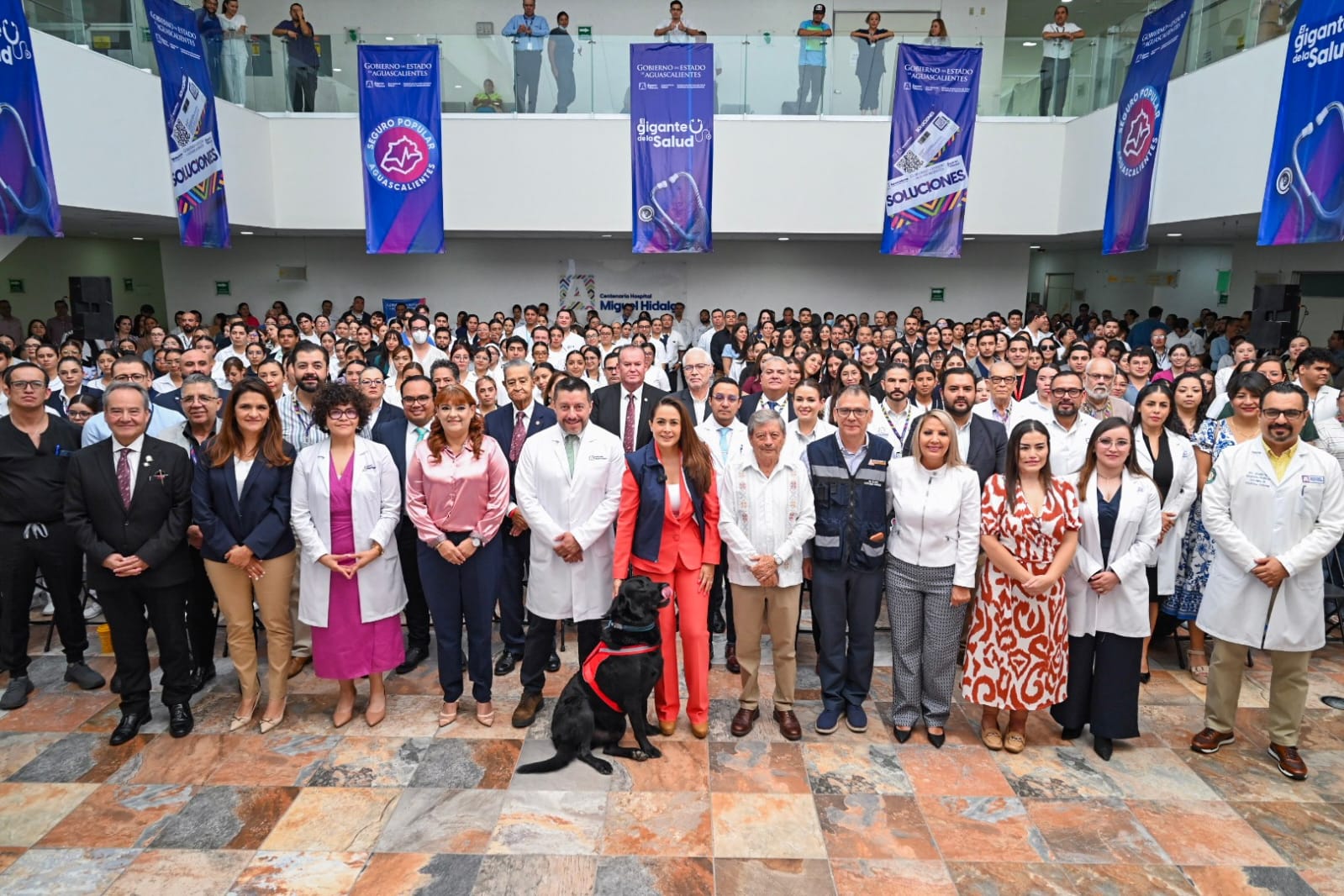 Tere Jiménez inaugura la nueva unidad de atención a pacientes con quemaduras y la nueva unidad de transplante de médula ósea en el Hospital Hidalgo