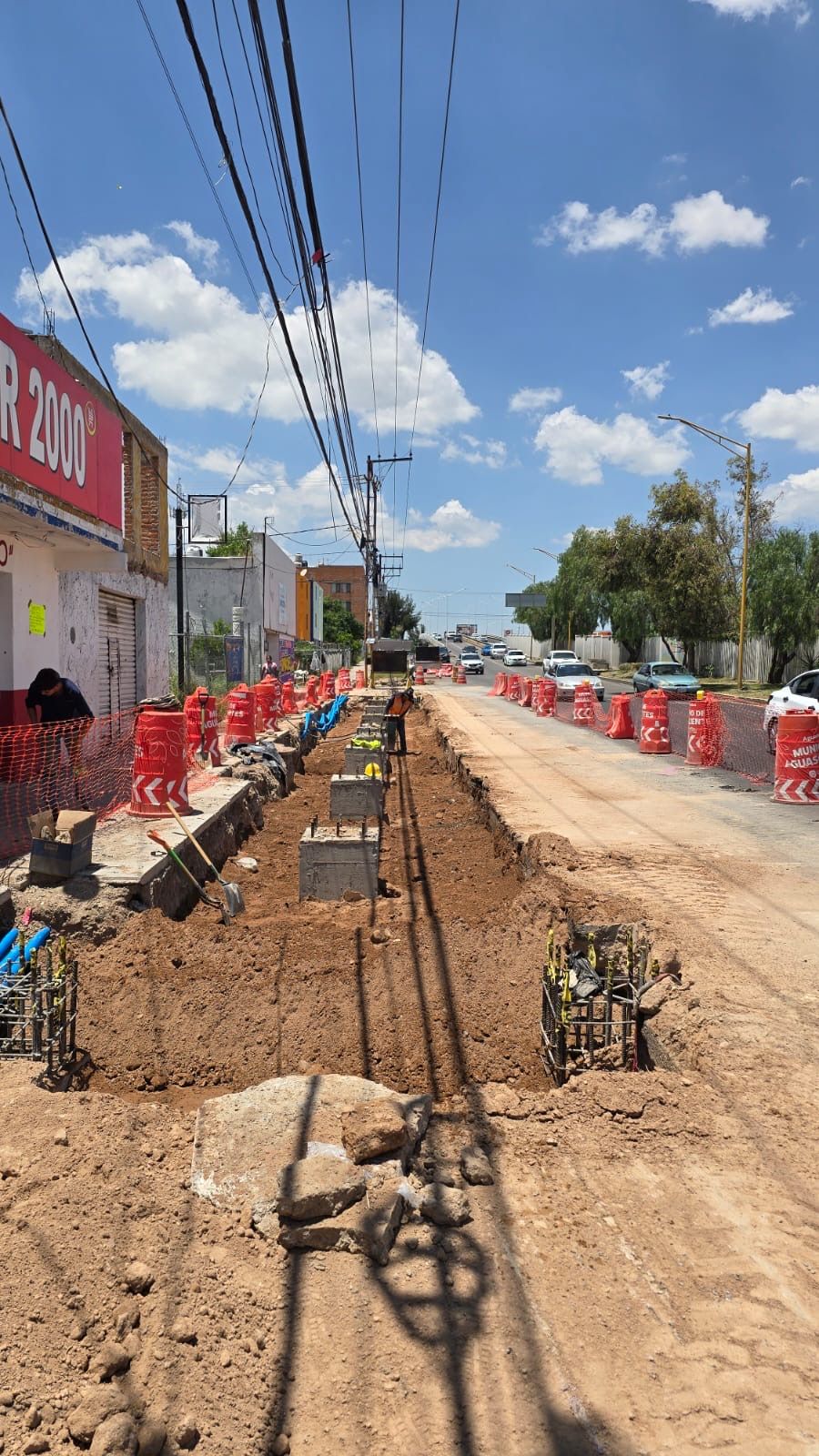 Trabaja Leo Montañez a favor de la seguridad peatonal con nuevo puente en segundo anillo poniente