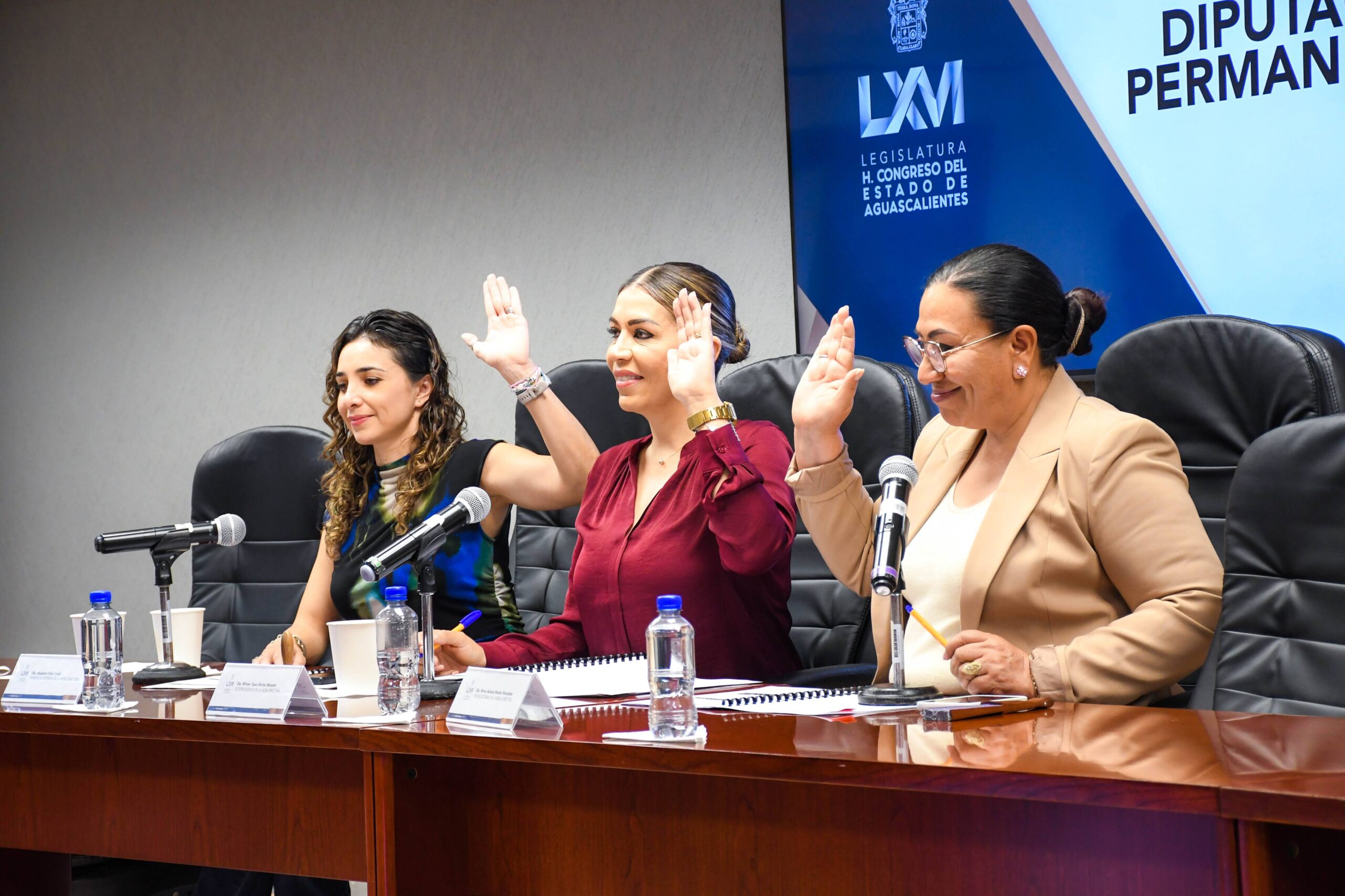 Congreso de Aguascalientes busca reconocer a Alfonso Esparza Oteo, ilustre aguascalentense, con la inscripción de su nombre en el recinto legislativo