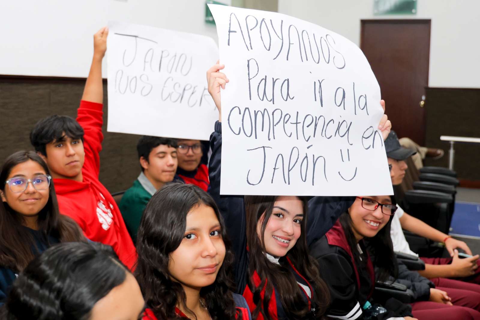 Apoya Max a jóvenes talentos de Aguascalientes: representan a México en Japón