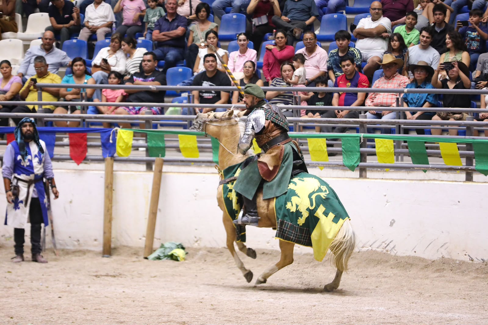 Vive el espectáculo medieval, una aventura de otra época en la Feria Internacional del Caballo