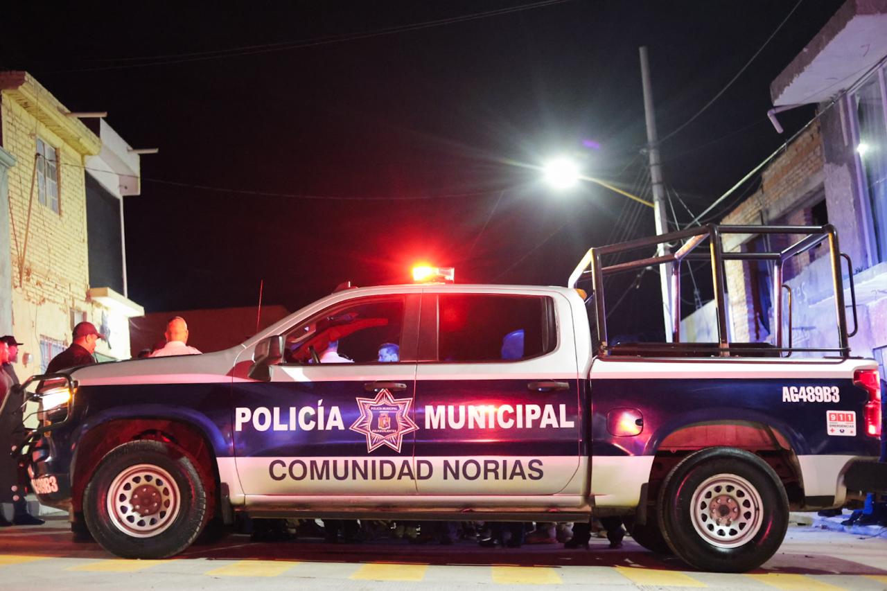 Cumple Leo Montañez a Norias de Paso Hondo con nueva patrulla para la zona
