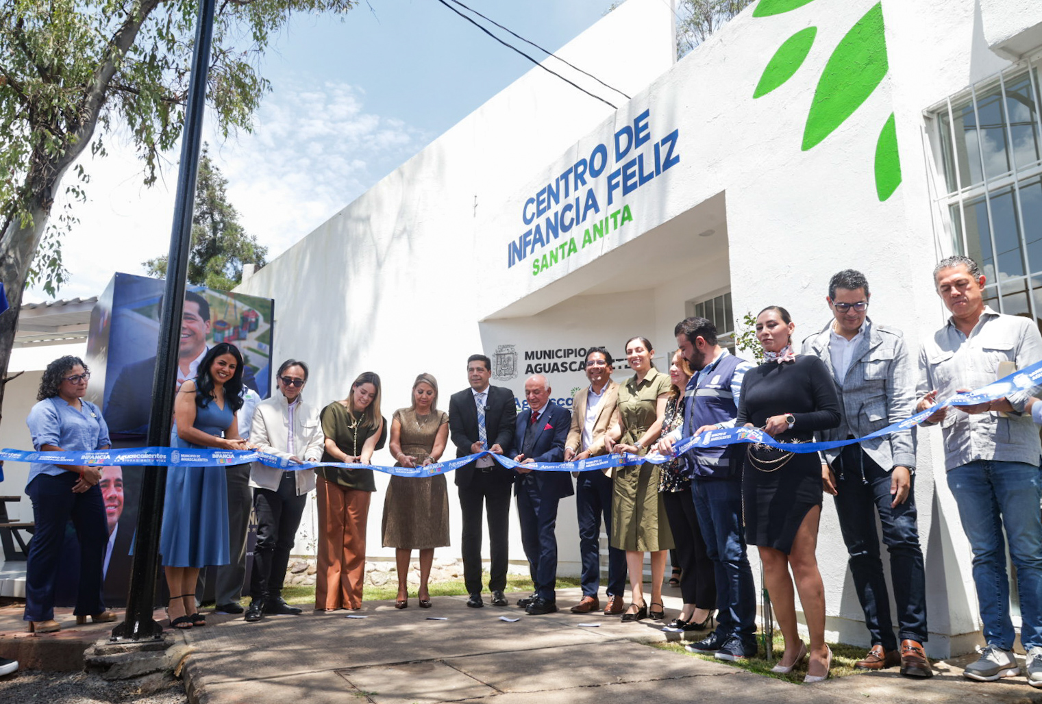 Inaugura Leo Montañez nuevo Centro de Infancia Feliz en Santa Anita