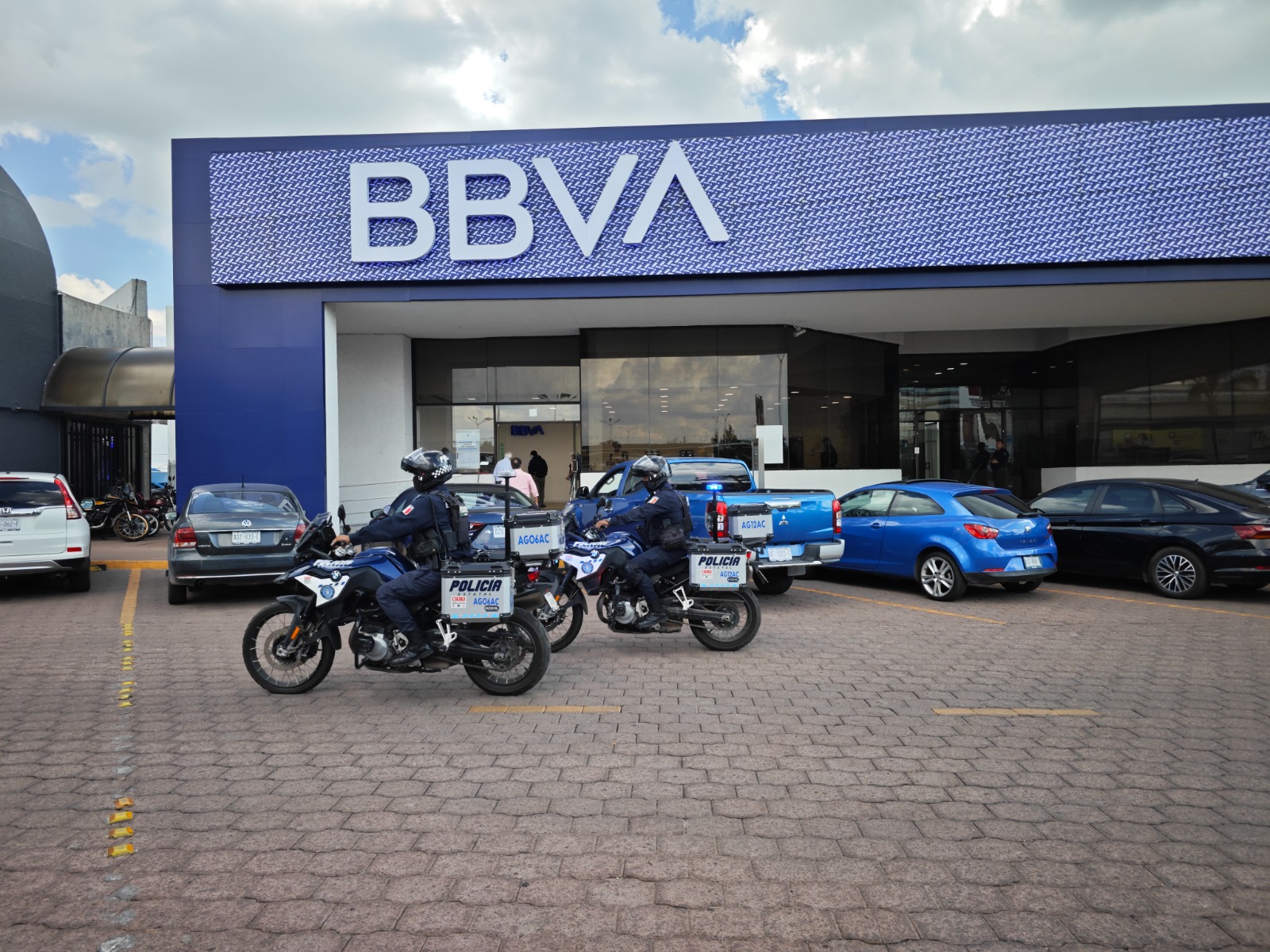 Policía Estatal ofrece acompañamiento para realizar traslados de dinero de forma segura