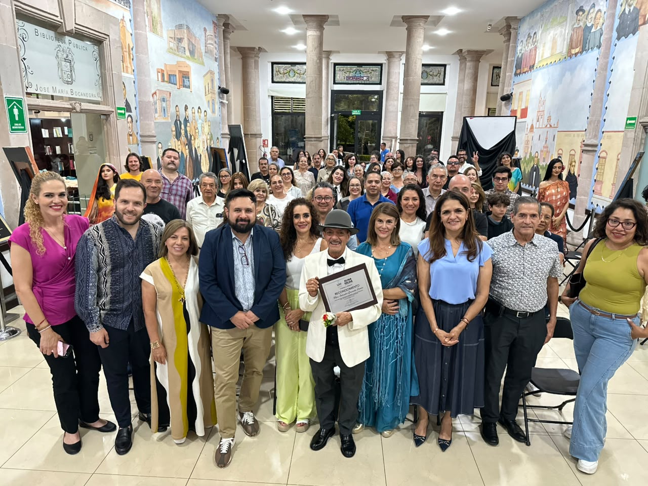 Reconocen la trayectoria y legado del artista Salvador Quezada Limón en el Congreso de Aguascalientes