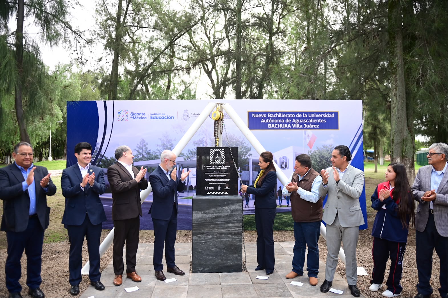 Tere Jiménez da inicio a la construcción del nuevo bachillerato de la Universidad Autónoma de Aguascalientes en Villa Juárez