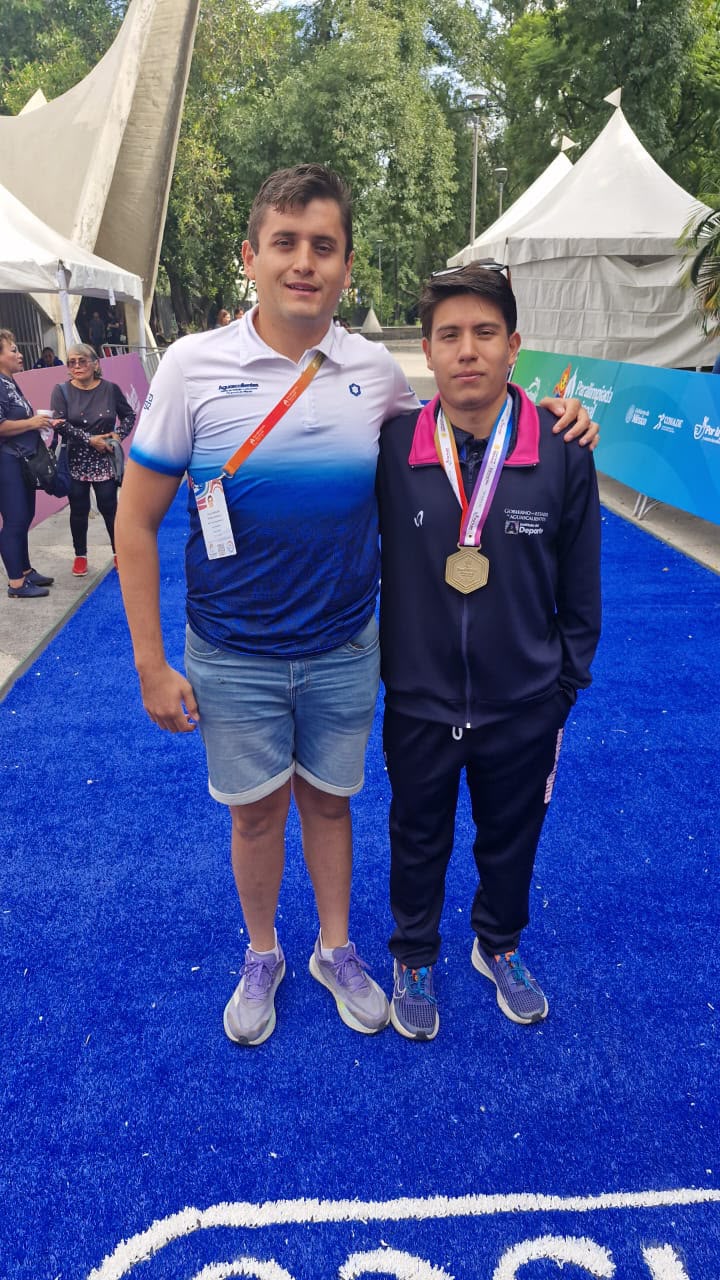 Karol Guillén conquista el oro en paratriatlón de la Paralimpiada Nacional 2026
