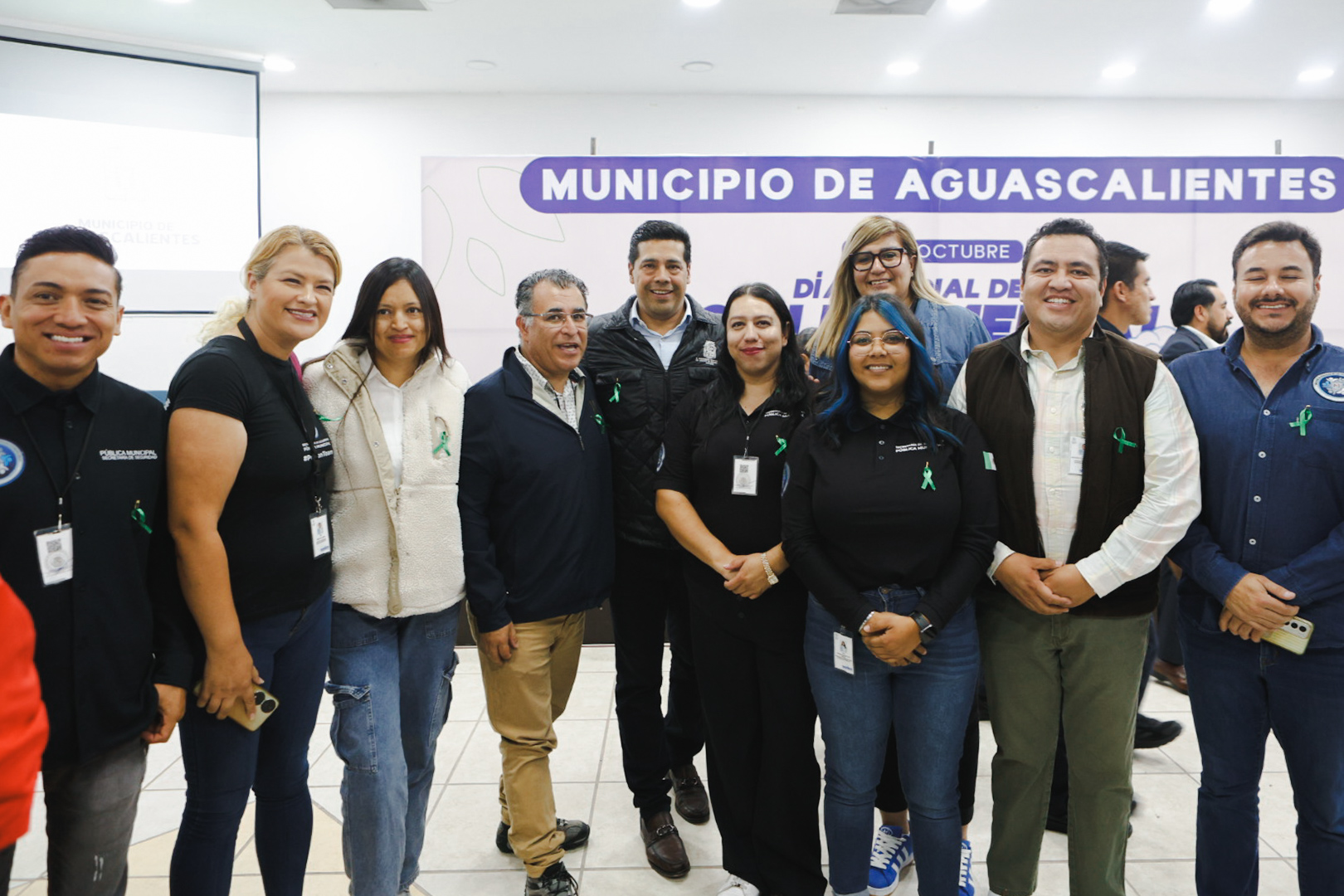 Encabeza Leo Montañez conmemoración del Día Mundial de la Salud Mental
