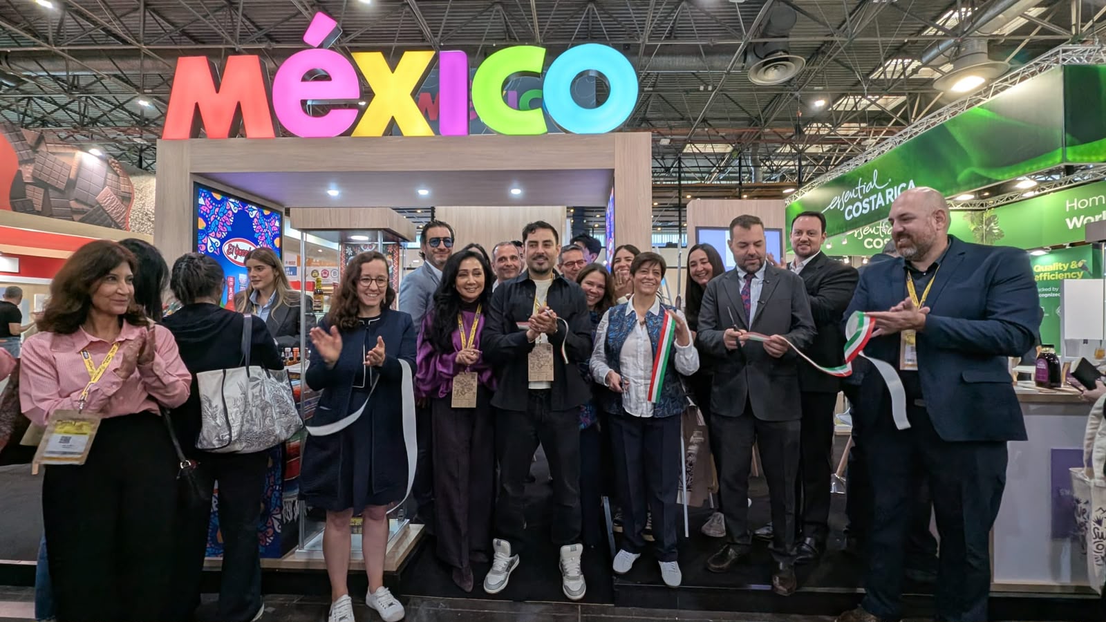Productos hechos en Aguascalientes buscan nuevos mercados en feria de alimentos en París