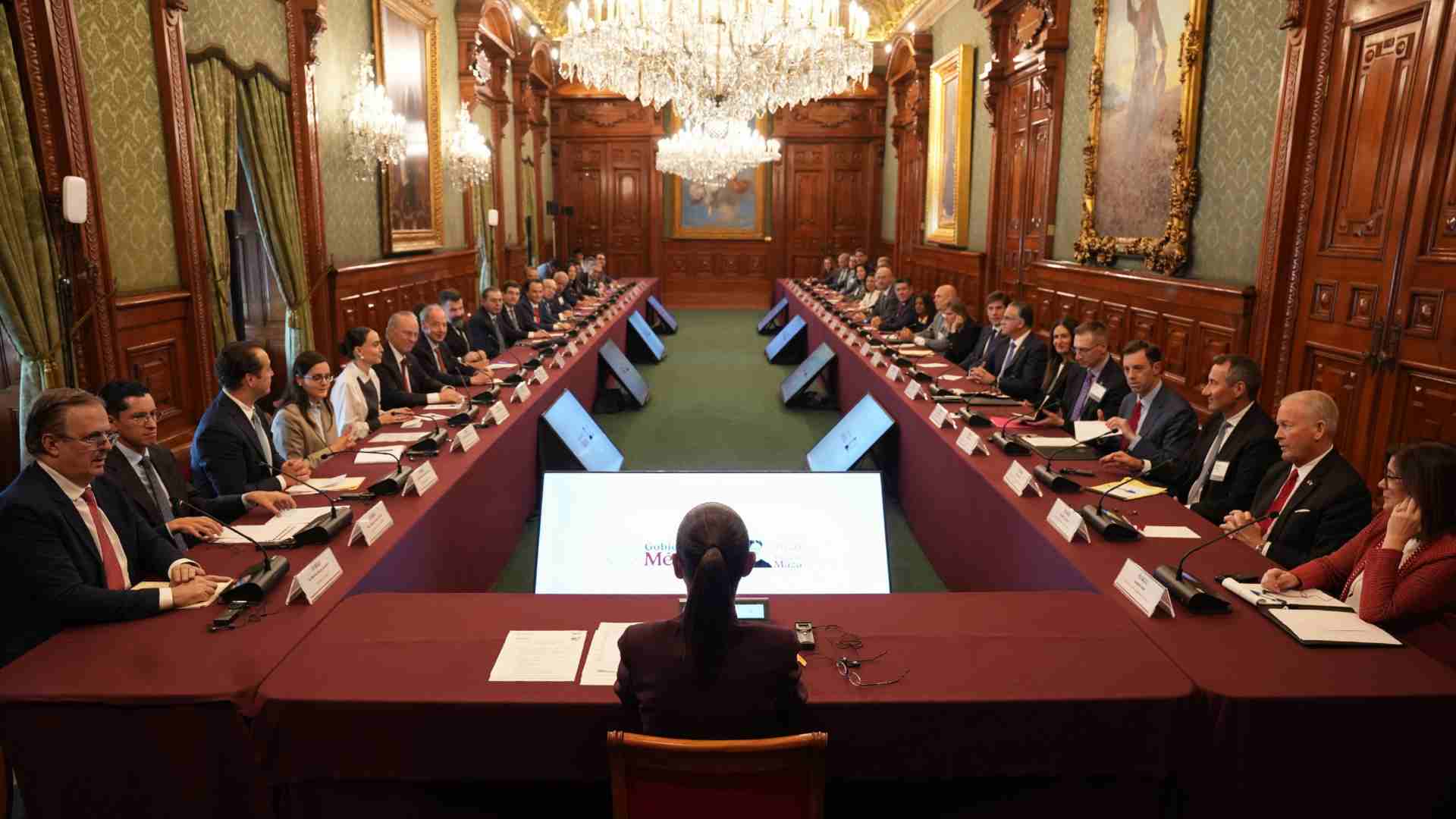 Sheinbaum recibe al embajador de EE. UU. tras diferencias por academia policial en Querétaro